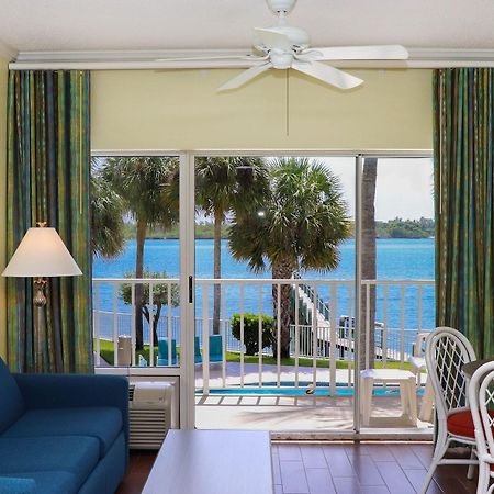 Jupiter Waterfront Inn Luaran gambar
