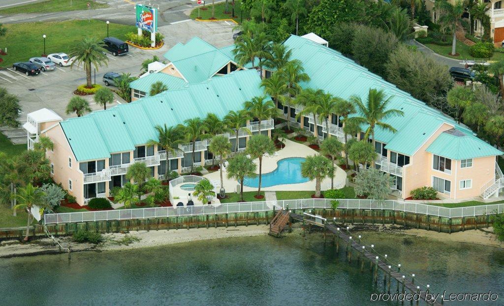 Jupiter Waterfront Inn Luaran gambar