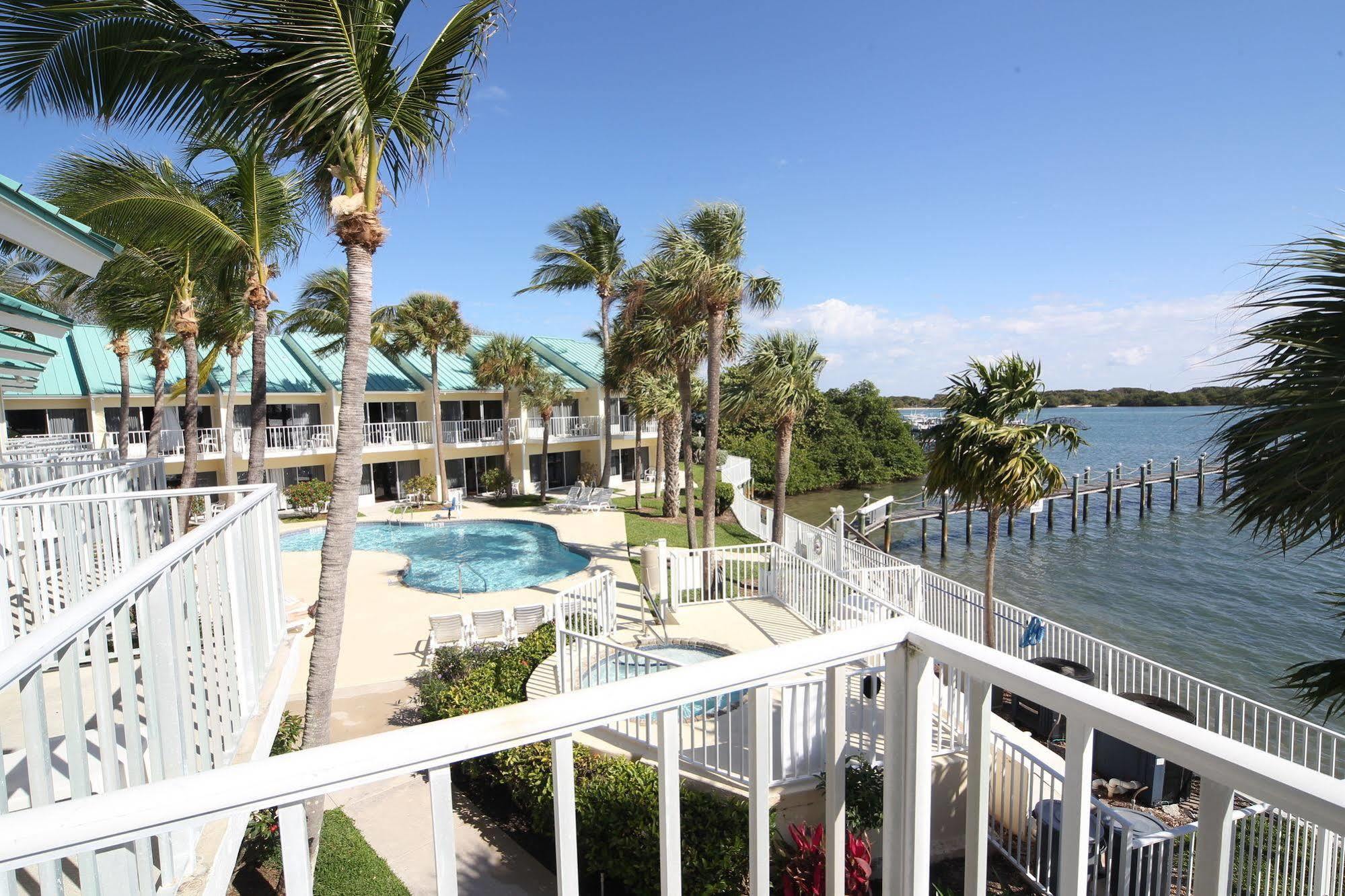 Jupiter Waterfront Inn Luaran gambar