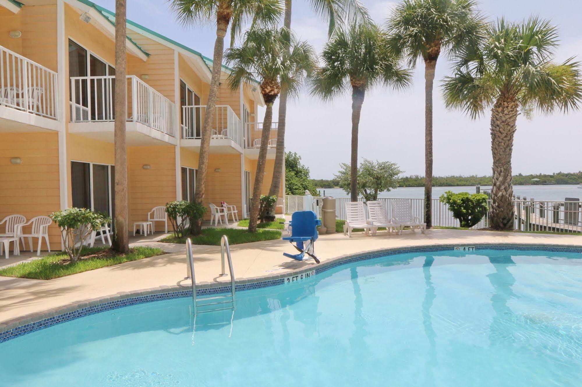 Jupiter Waterfront Inn Luaran gambar