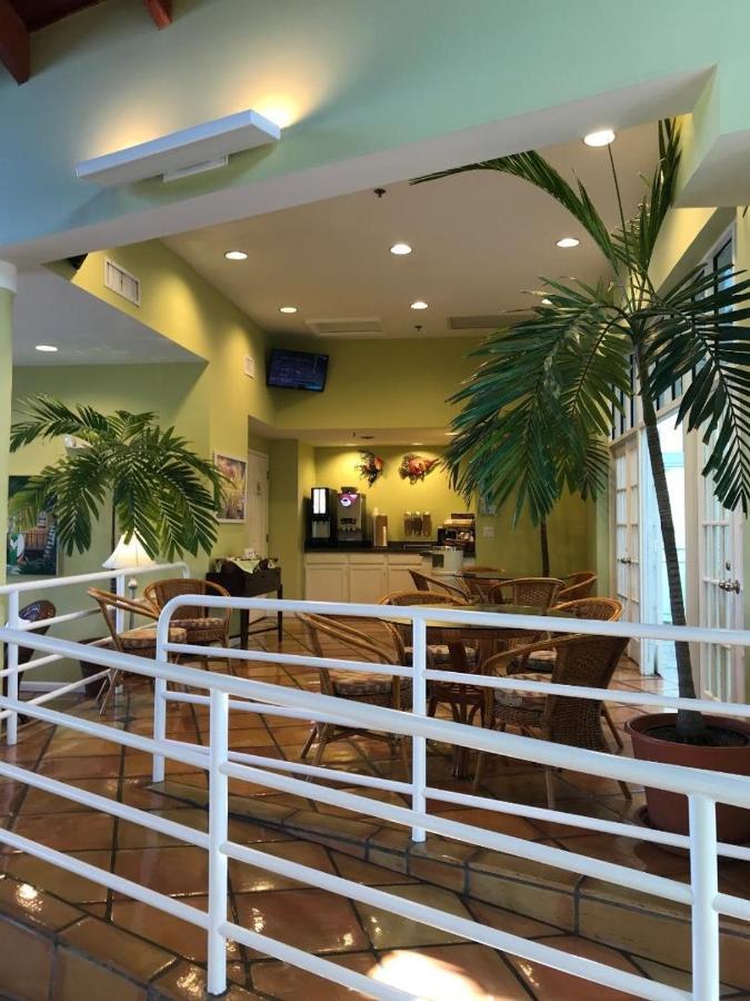 Jupiter Waterfront Inn Luaran gambar